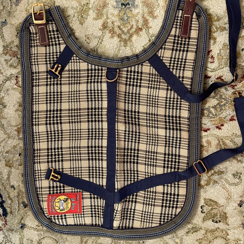 Medium dog coat Durable100%acrylic Checkered beige dark blue Made Canada